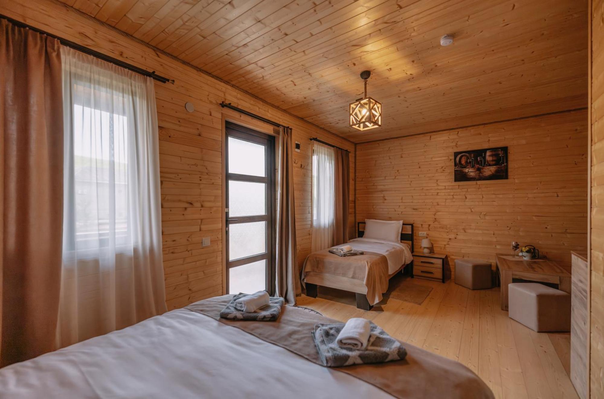 Chateau Ateni Cottages Ґорі Екстер'єр фото